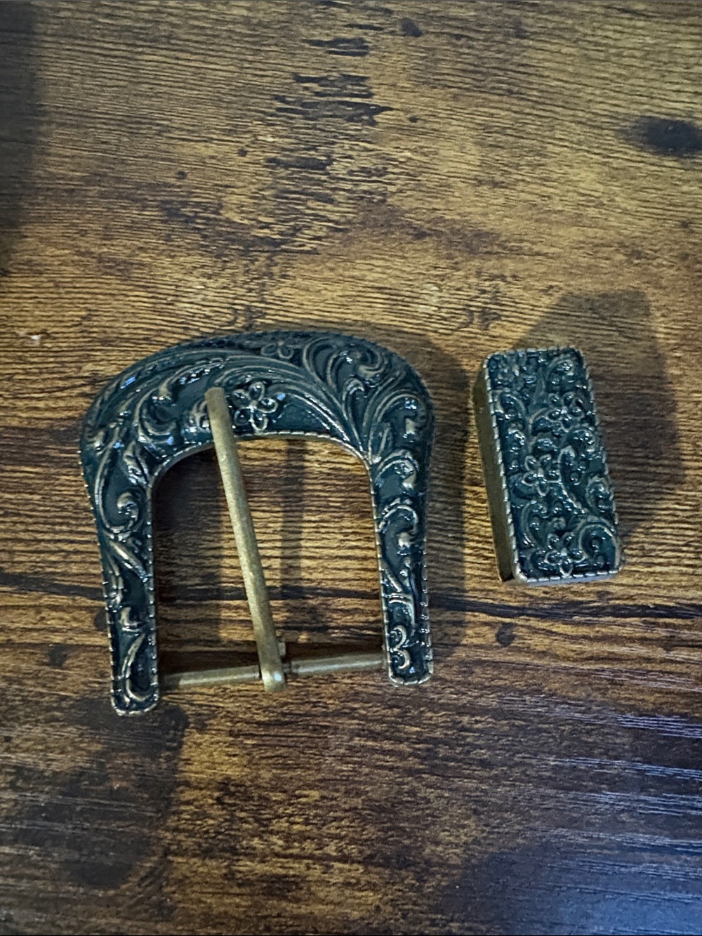Women’s Ornate Antique Brass Western Belt Buckle - Blackened Brass Finish